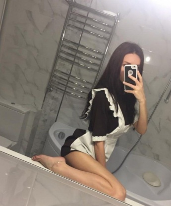Живу в Москве и готова исполнить все твои самые сокровенные фантазии. 💋
В моем арсенале есть много услуг, чтобы удовлетворить тебя полностью. Обожаю классический секс и оральный с удовольствием, и у меня есть талант в сексуальных массажах. Для меня важно, чтобы каждый момент нашей встречи был запоминающимся. 💫
Мой опыт и нежные прикосновения принесут тебе настоящее наслаждение. Я оценю каждую минуту нашего общения и сделаю тебя счастливым. Мои фото соответствуют действительности, и мои отзывы подтверждают, что я настоящая находка. 😉
Не упусти возможность окунуться в мир наслаждения и сделать твои самые смелые мечты реальностью. Жду тебя в своей уютной квартире в Москве, чтобы подарить тебе незабываемые мгновения! 💥 Уляна